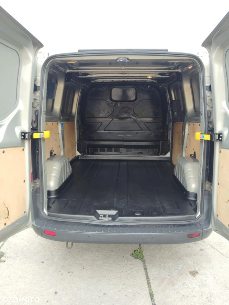 Ford Transit Custom - 17