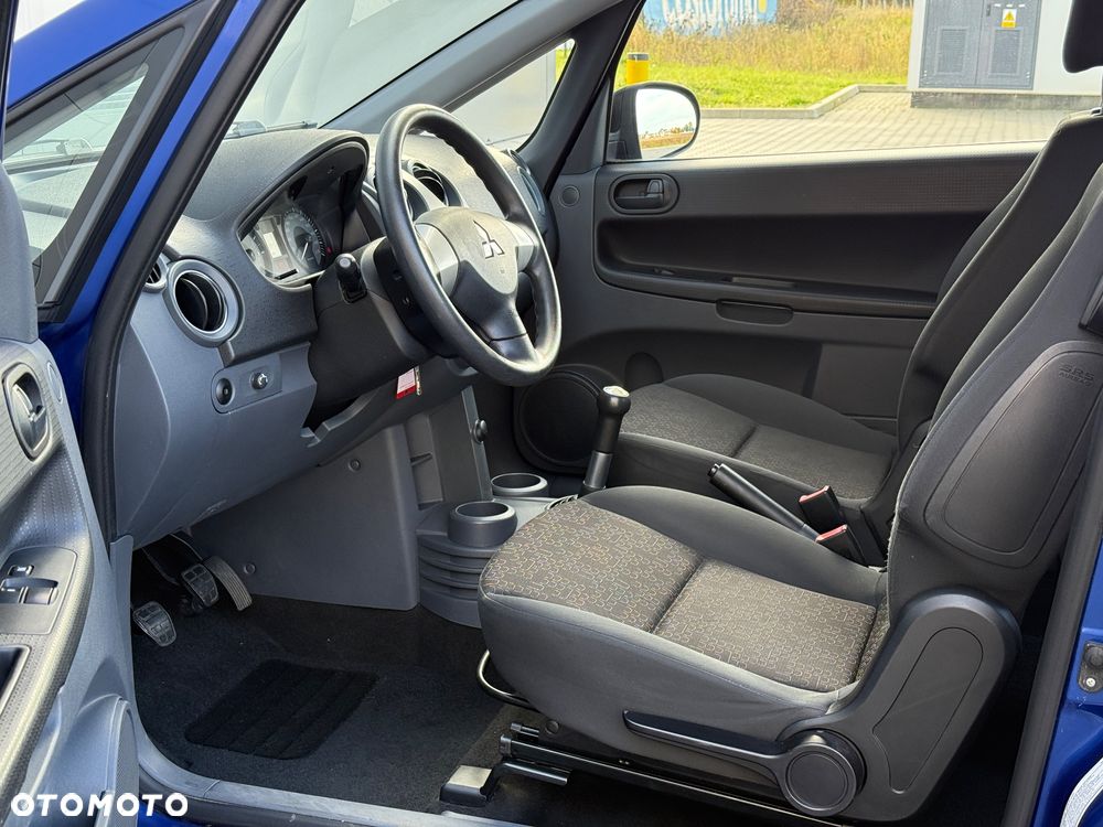 Mitsubishi Colt 1.1 Inform - 10