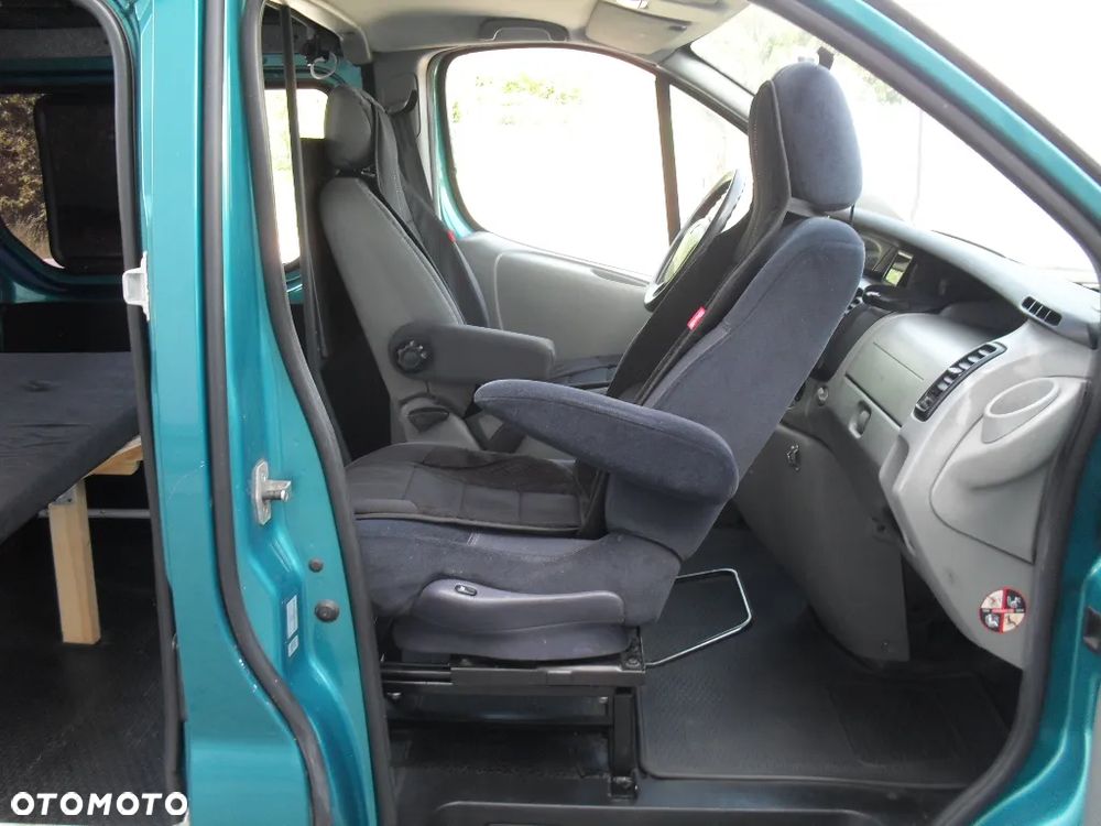 Renault Trafic - 14