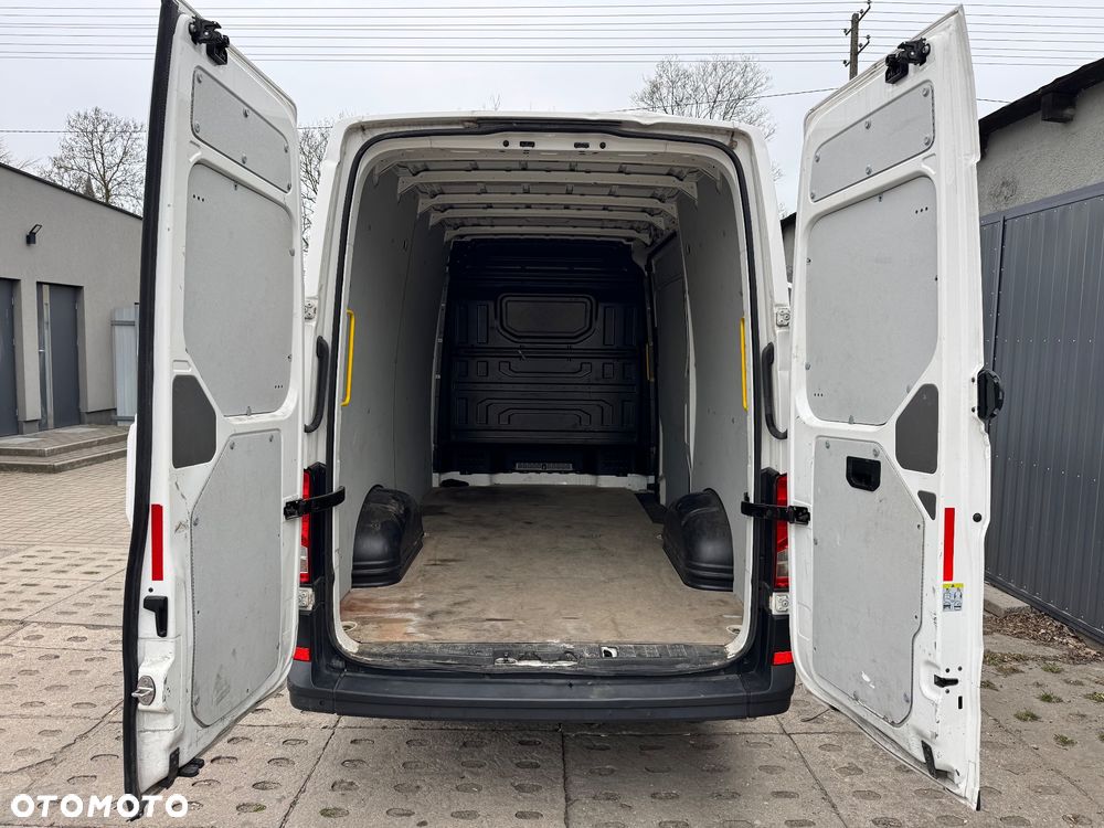Volkswagen Crafter - 14