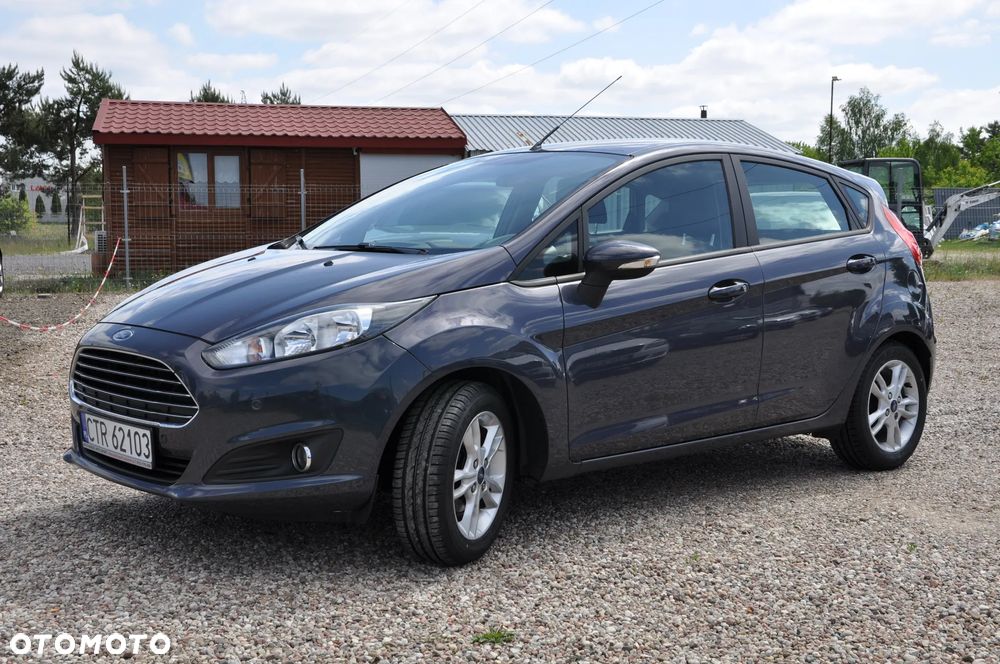 Ford Fiesta 1.25 Celebration - 8