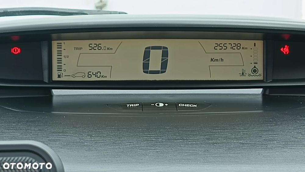 Citroën C4 - 12