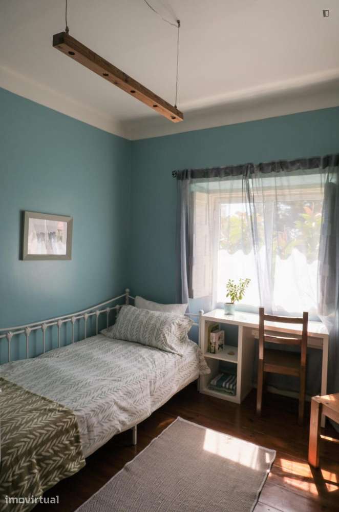Quarto - localizado em Ajuda Lisbon - Grande imagem: 2/14