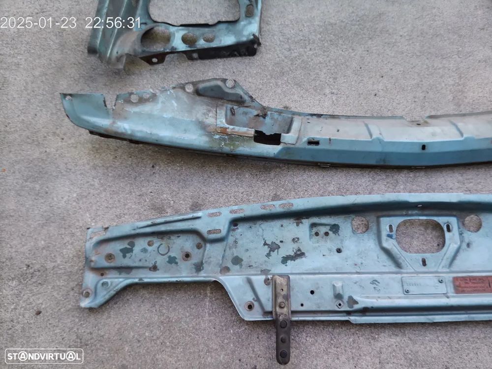 Volvo 244 travessa frente - 6