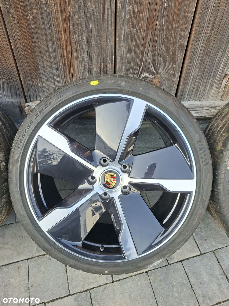 Sprzedam koła do Porsche Taycan 21cali Opony jak nowe dot21 - 5