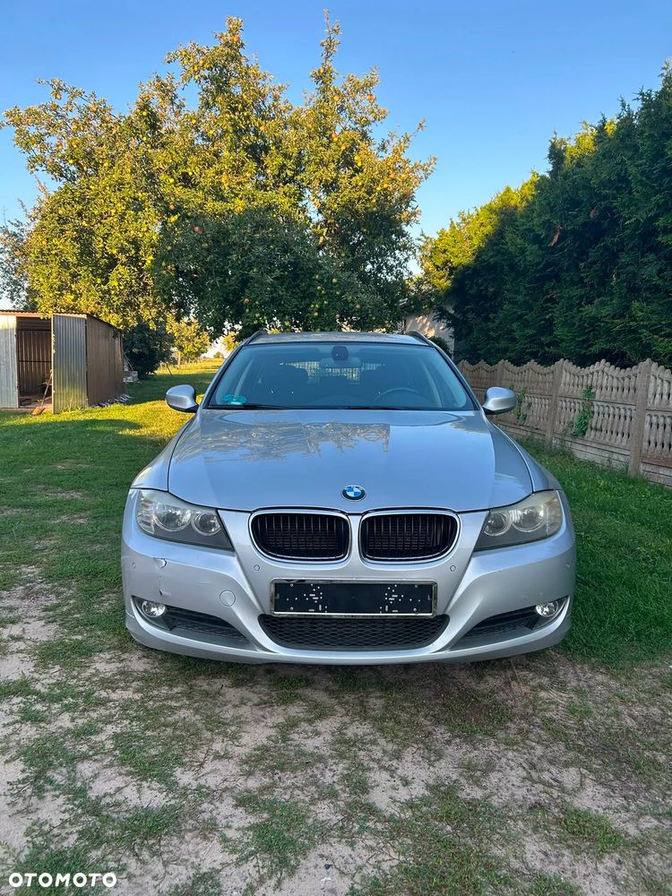BMW Seria 3 318d - 2