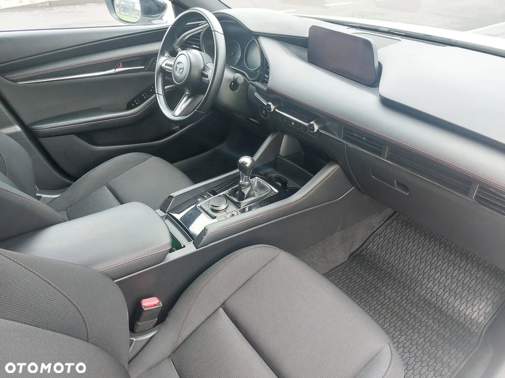 Mazda 3 e-SKYACTIV-G 150 M HYBRID HOMURA - 34