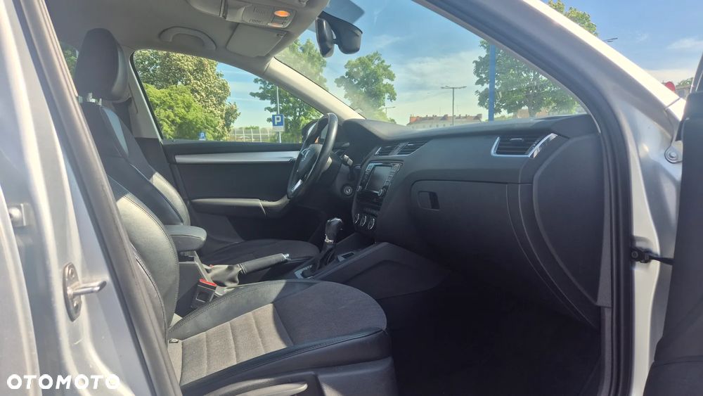 Skoda Octavia 1.8 TSI Style DSG - 24