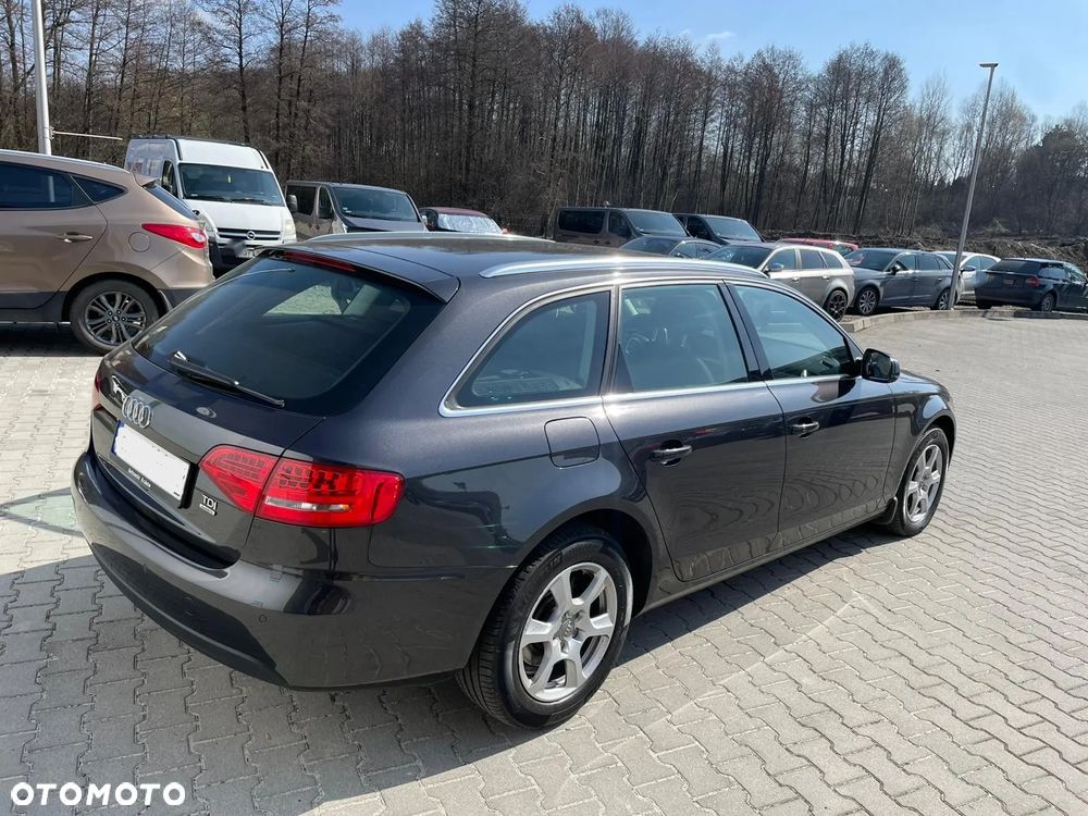 Audi A4 Avant - 5