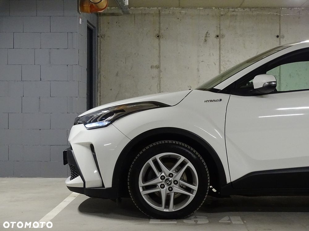 Toyota C-HR Business-Edition - 2