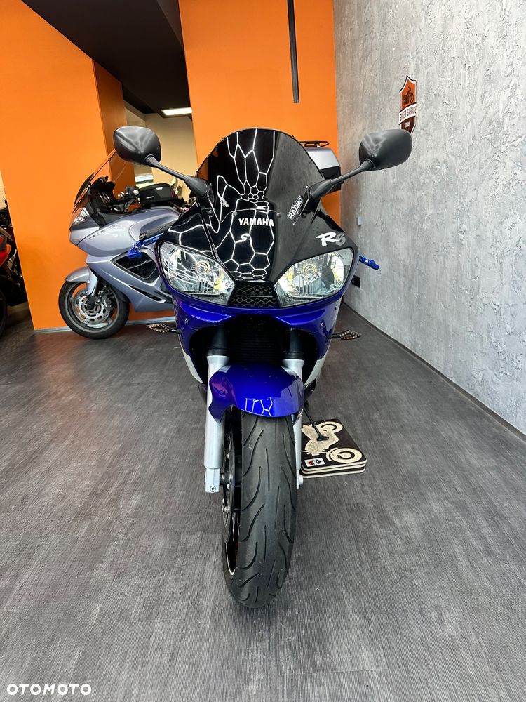 Yamaha R6 - 3