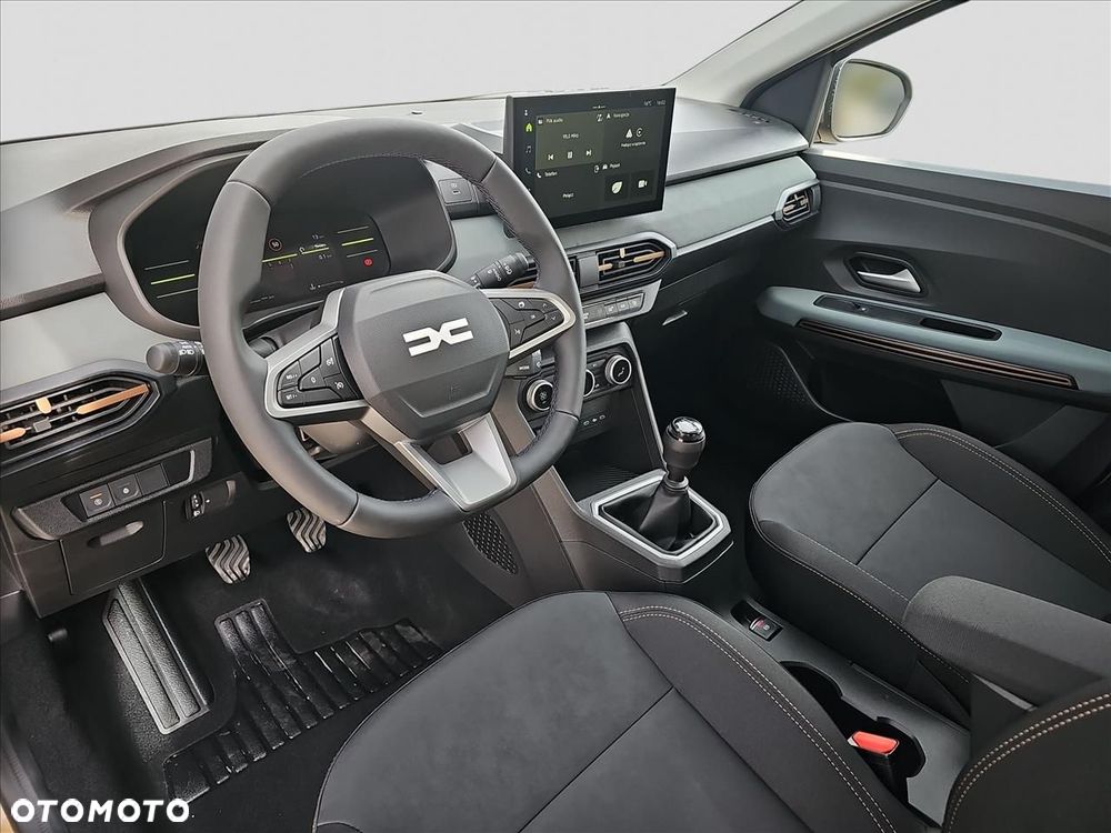 Dacia Sandero - 11
