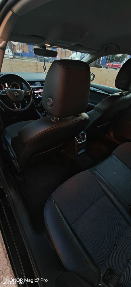 Skoda Octavia 1.6 TDI DSG Ambition - 11