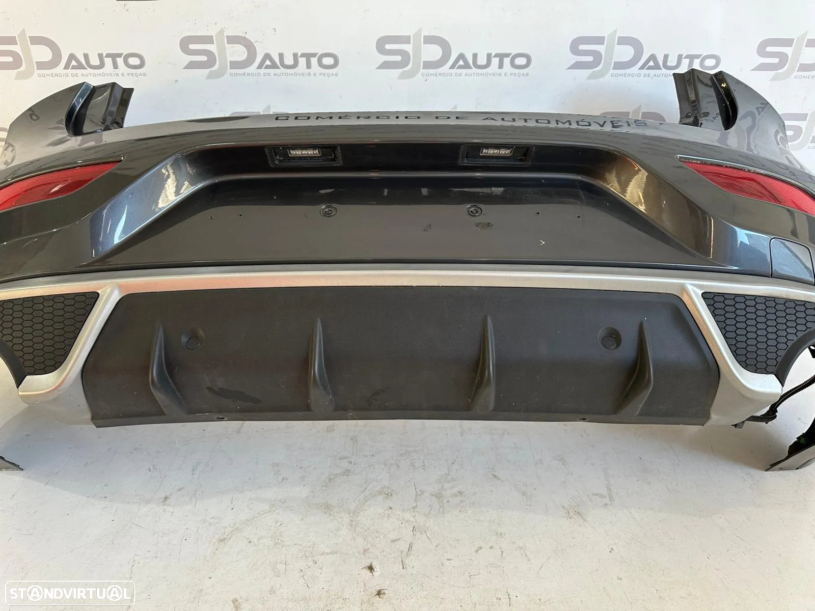Parachoques Trás - Volvo V40 R-Design (2013) - 4