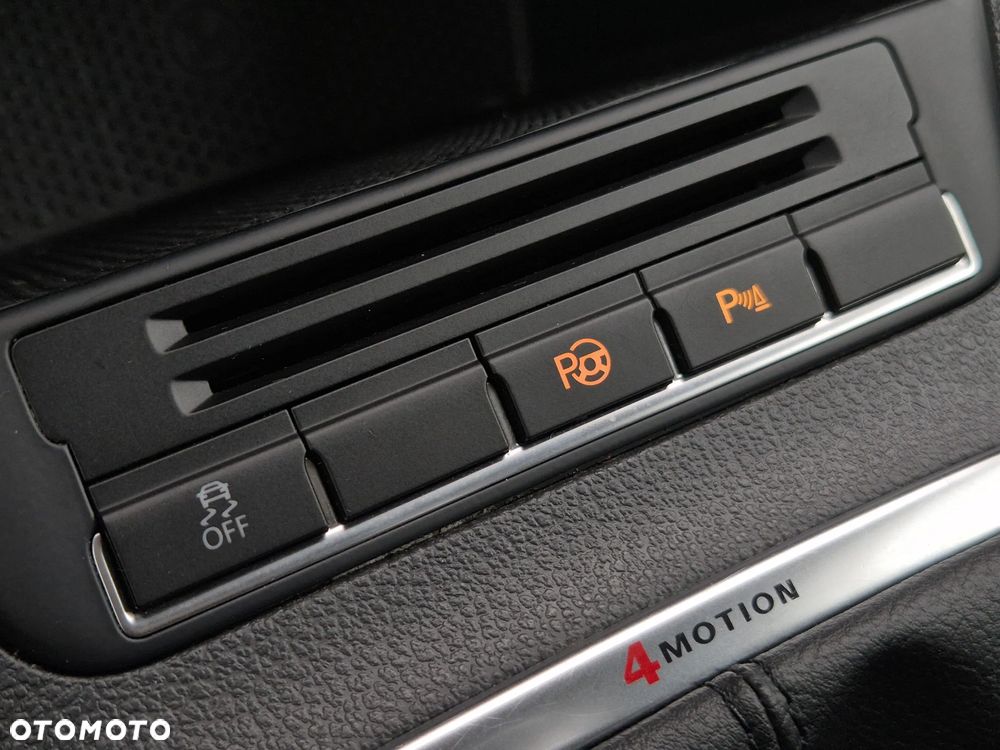 Volkswagen Tiguan 2.0 TDI 4Mot Sport&Style - 35