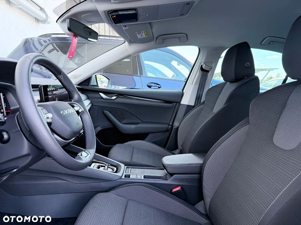 Skoda Octavia 1.5 TSI mHEV Selection DSG - 28