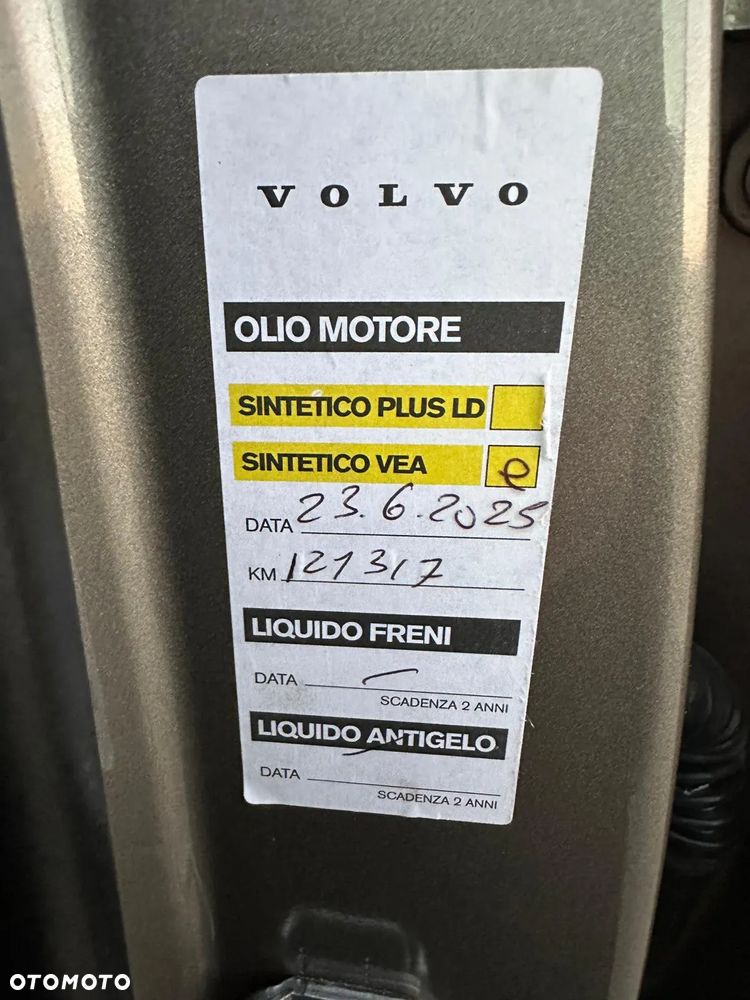 Volvo XC 40 T4 AWD Inscription - 28