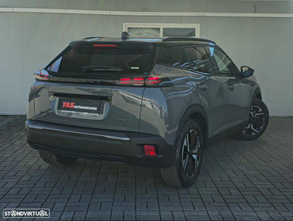 Peugeot e-2008 GT - 24