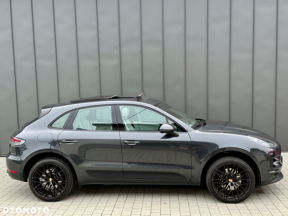 Porsche Macan - 36