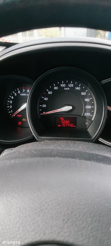 Kia Rio - 7