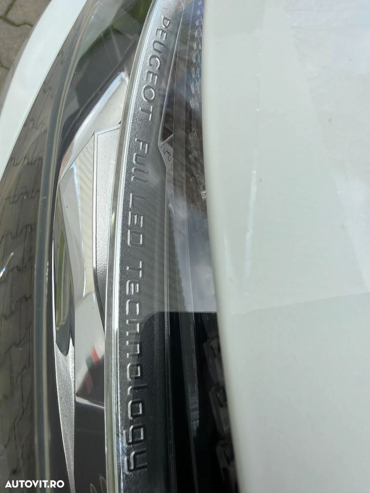 Peugeot 3008 2.0 BlueHDI S&S EAT6 GT - 32