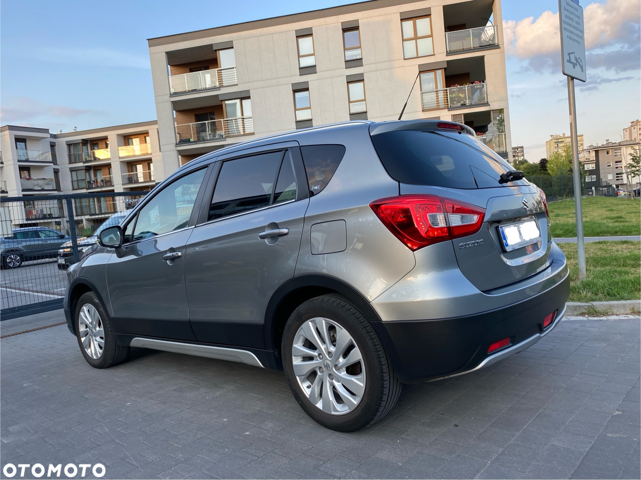 Suzuki SX4 S-Cross 1.4 T Premium - 15