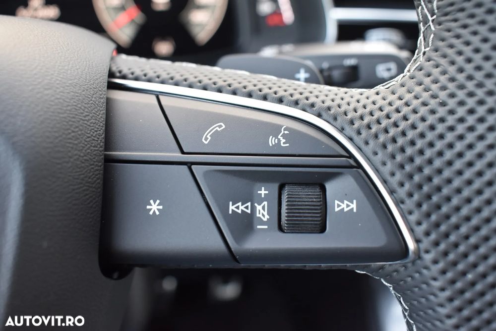 Audi Q7 55 TFSI quattro Tiptronic MHEV S Line - 17