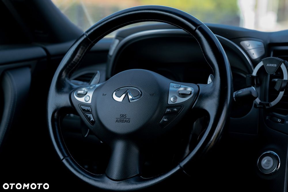Infiniti FX FX30d S - 10