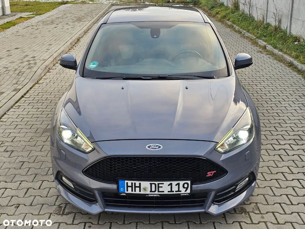 Ford Focus ST - 3