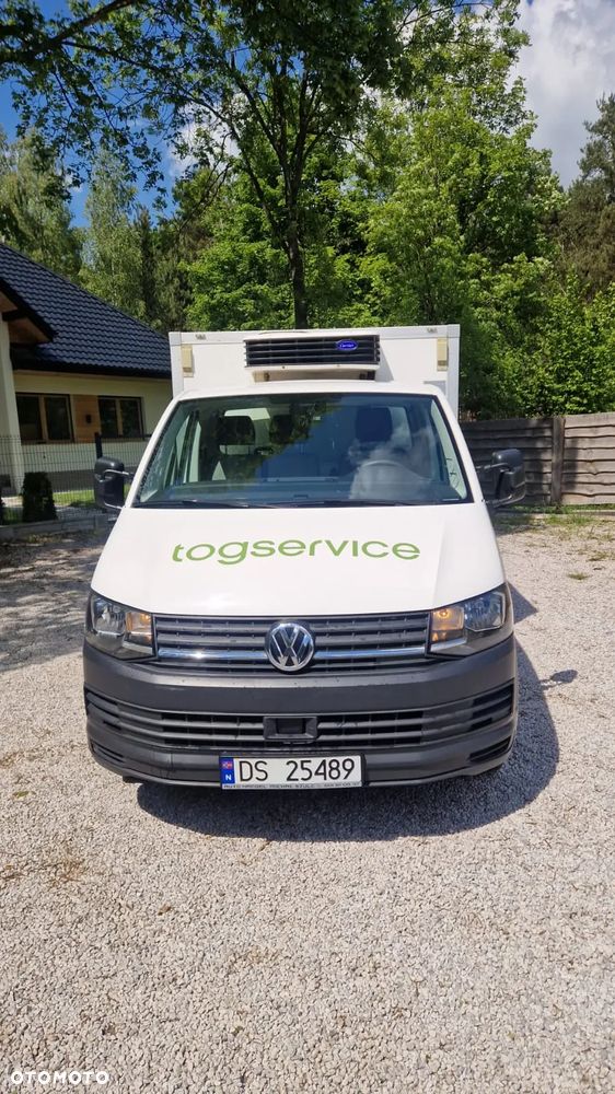 Volkswagen Transporter - 2