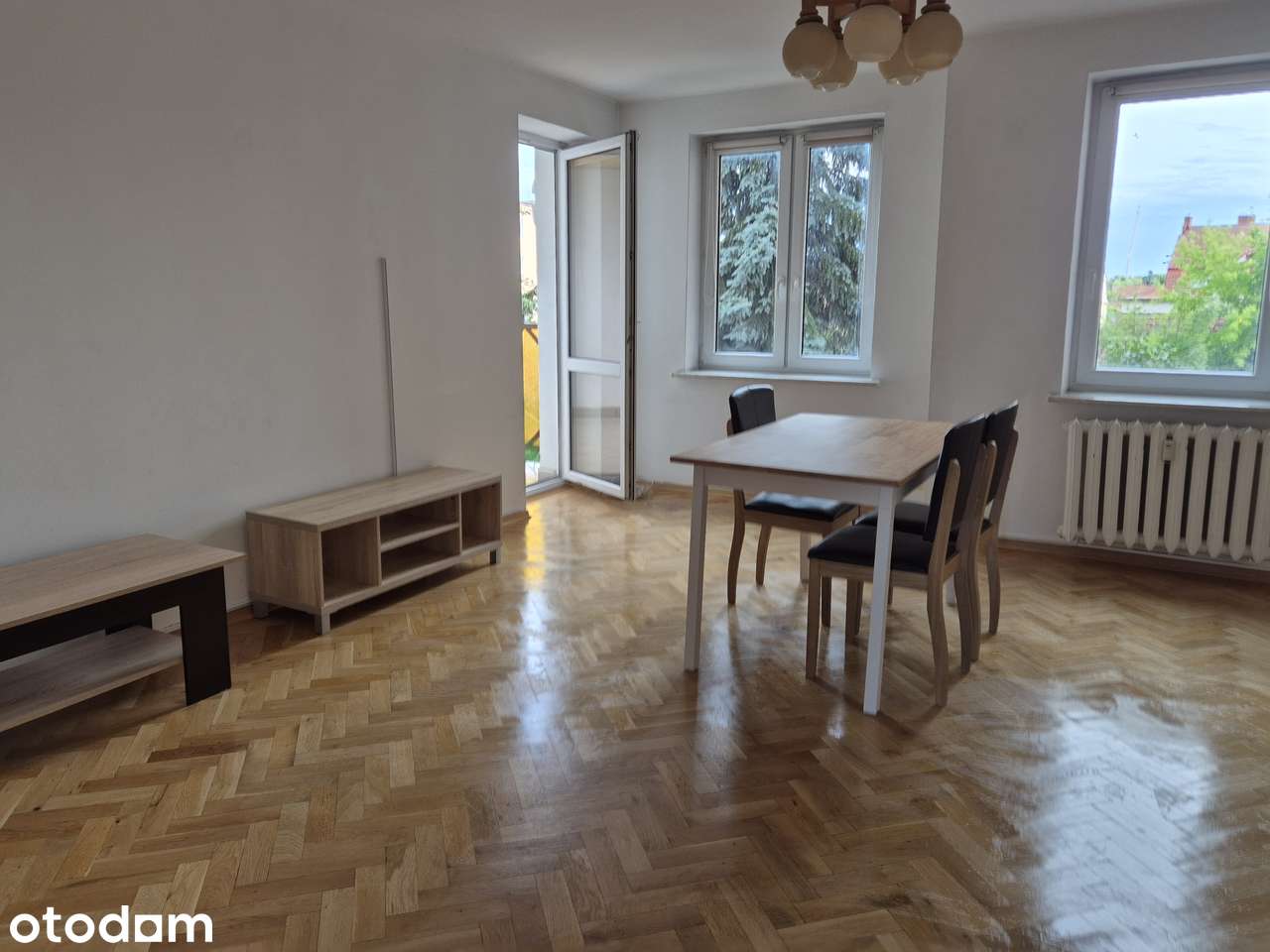 3 pokoje (75m2) z garażem, komórką lokatorską i piwnicą - 1 piętro