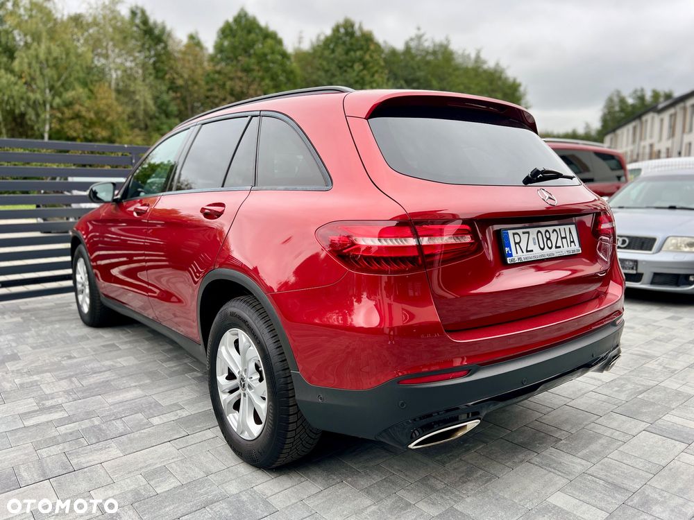 Mercedes-Benz GLC 250 4Matic 9G-TRONIC - 4