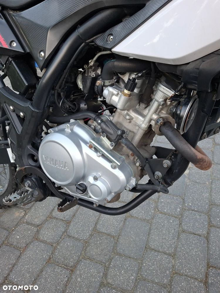 Yamaha WR - 8