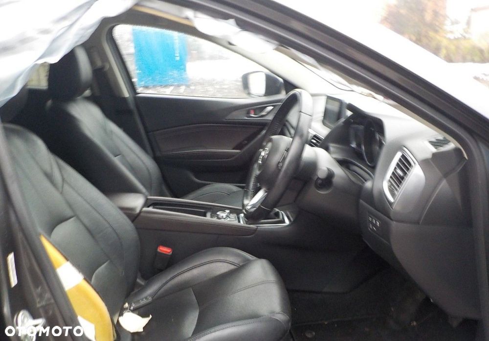 Mazda 3 - 18