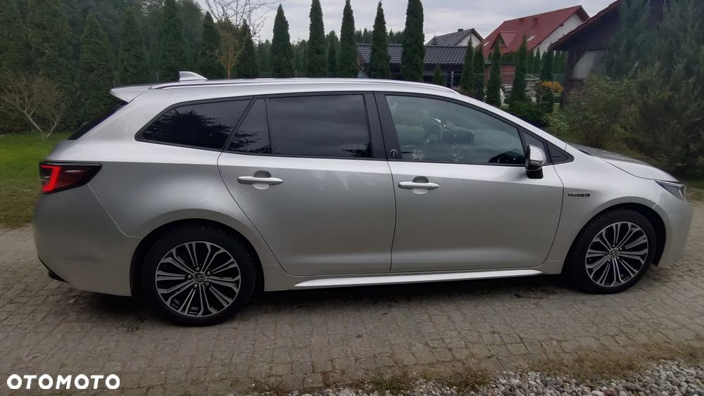 Toyota Corolla 2.0 Hybrid Team Deutschland - 7