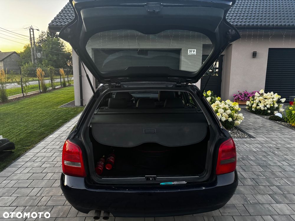 Audi A4 Avant 1.8T - 7