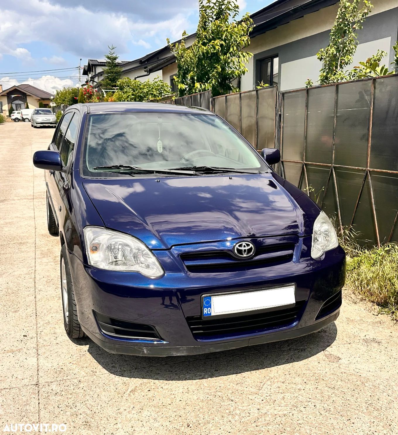 Toyota Corolla - 1