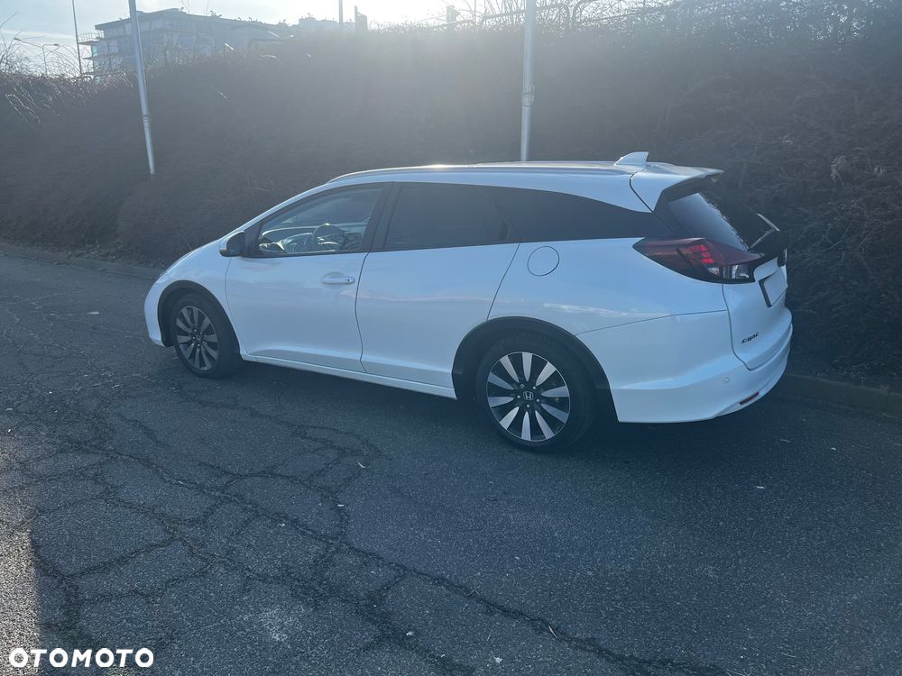 Honda Civic 1.8 Lifestyle (ADAS / Connect+) - 8