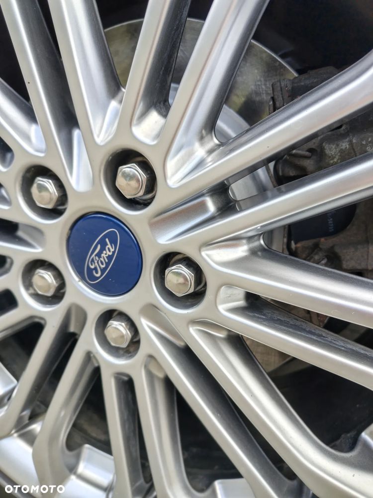 Ford Mondeo 2.0 EcoBlue Titanium - 23