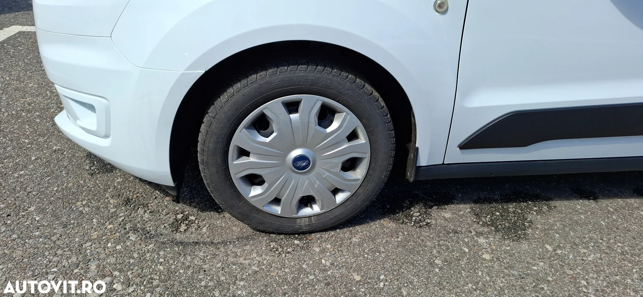 Ford Tourneo Connect 1.5 TDCi LWB (L2) Trend - 4