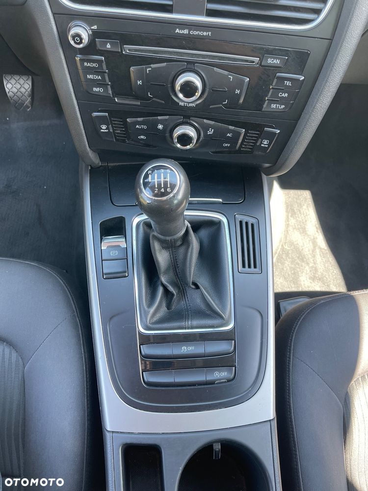 Audi A4 Avant - 10