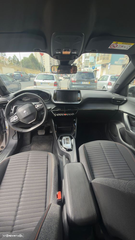 Peugeot 2008 1.5 BlueHDi Active EAT8 - 6