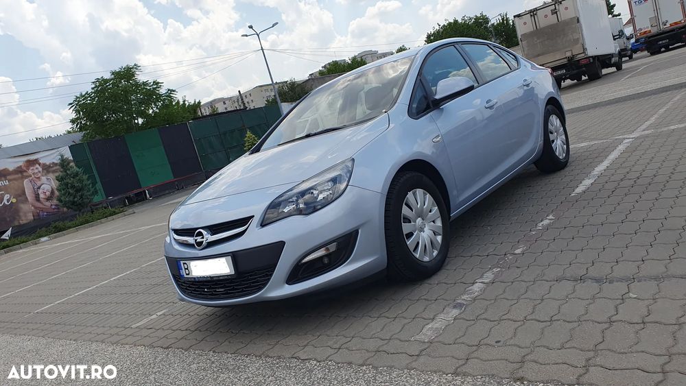 Opel Astra 1.6 TWINPORT ECOTEC Essentia - 2