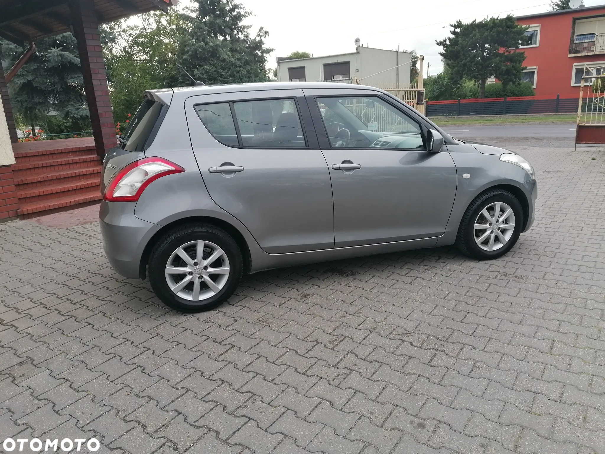 Suzuki Swift - 8