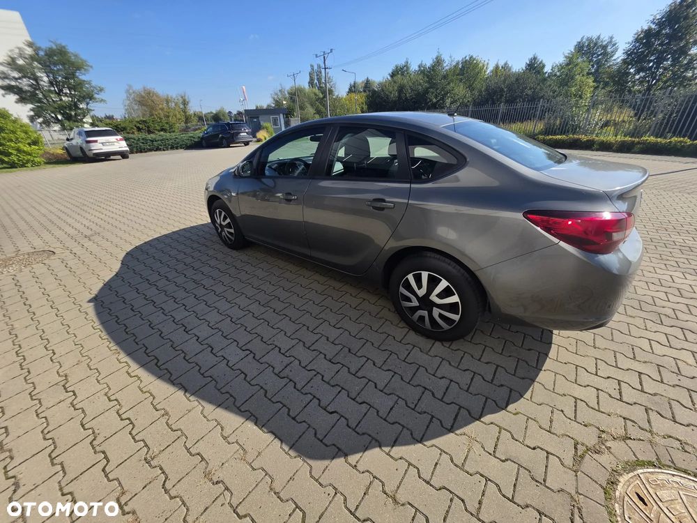 Opel Astra - 11