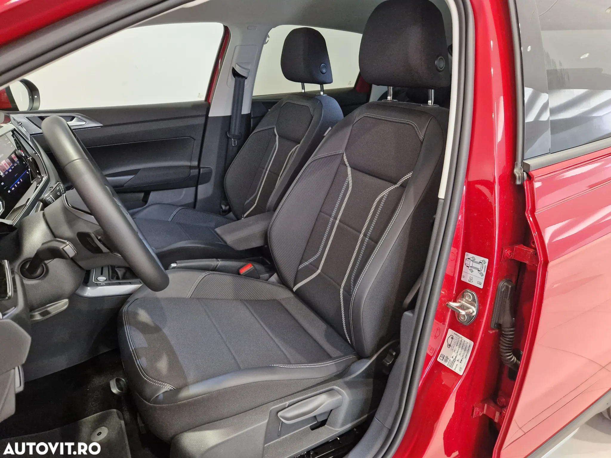 Volkswagen Taigo 1.5 TSI DSG Style - 11