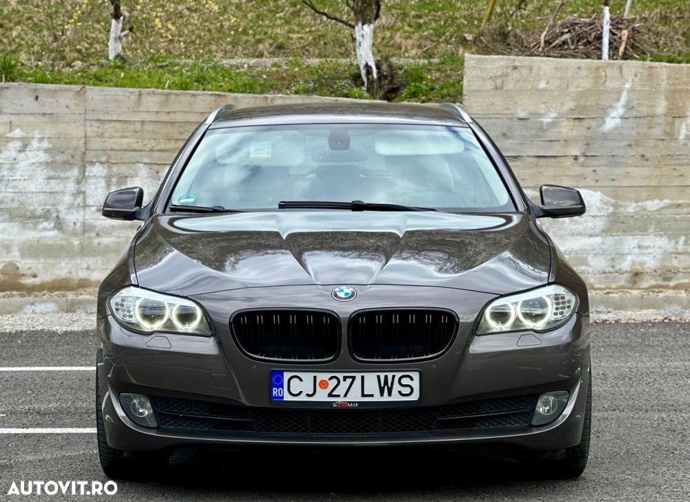BMW Seria 5 520d - 2