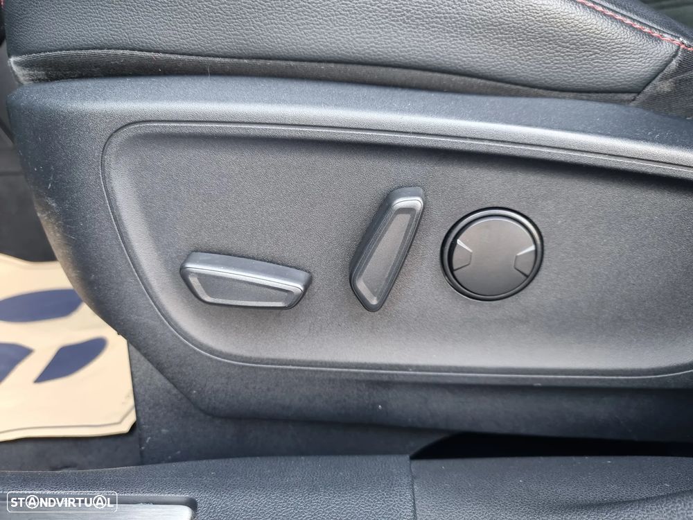 Ford Kuga 2.0 TDCi EcoBlue ST-Line X - 11