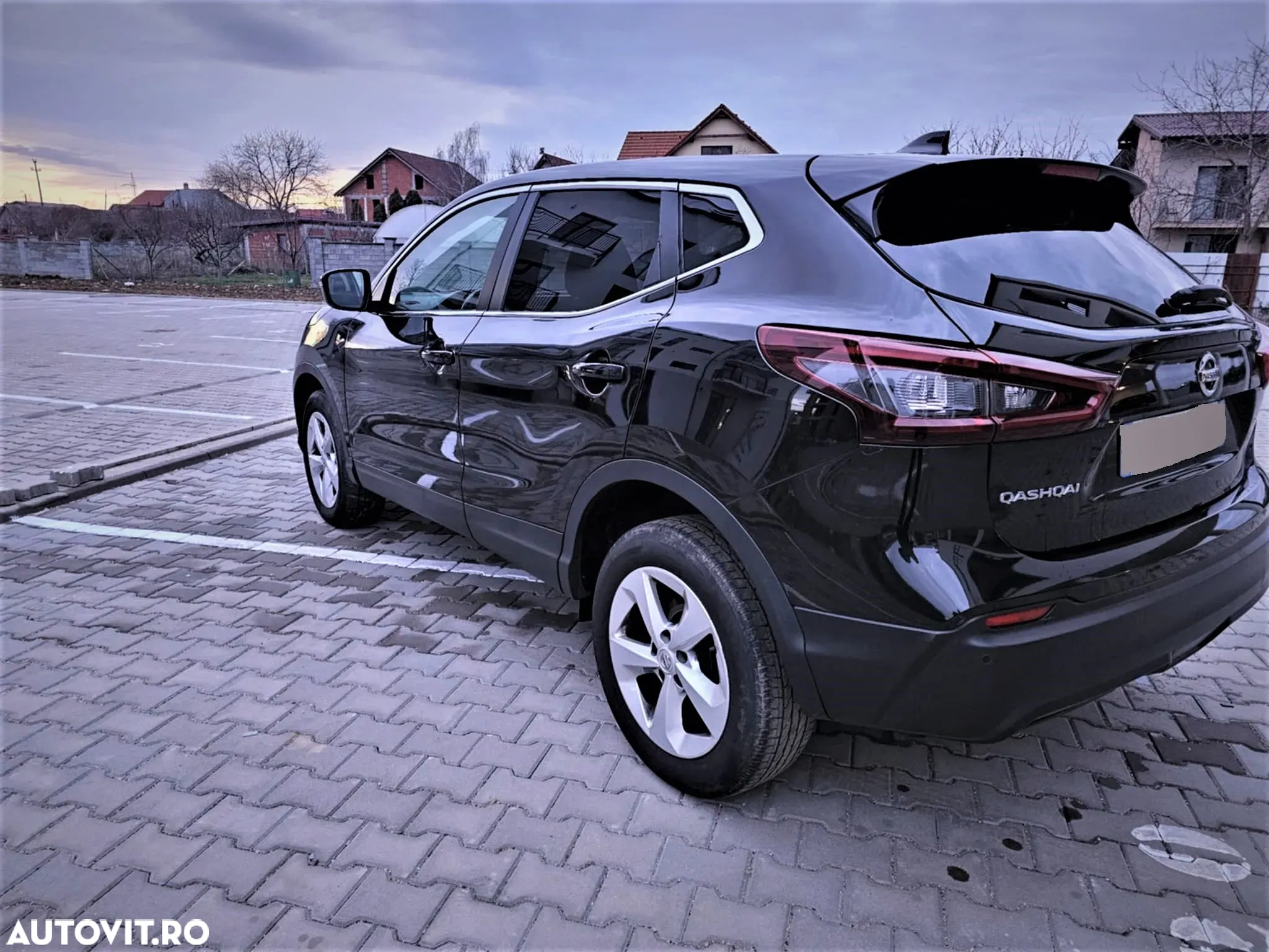 Nissan Qashqai - 10