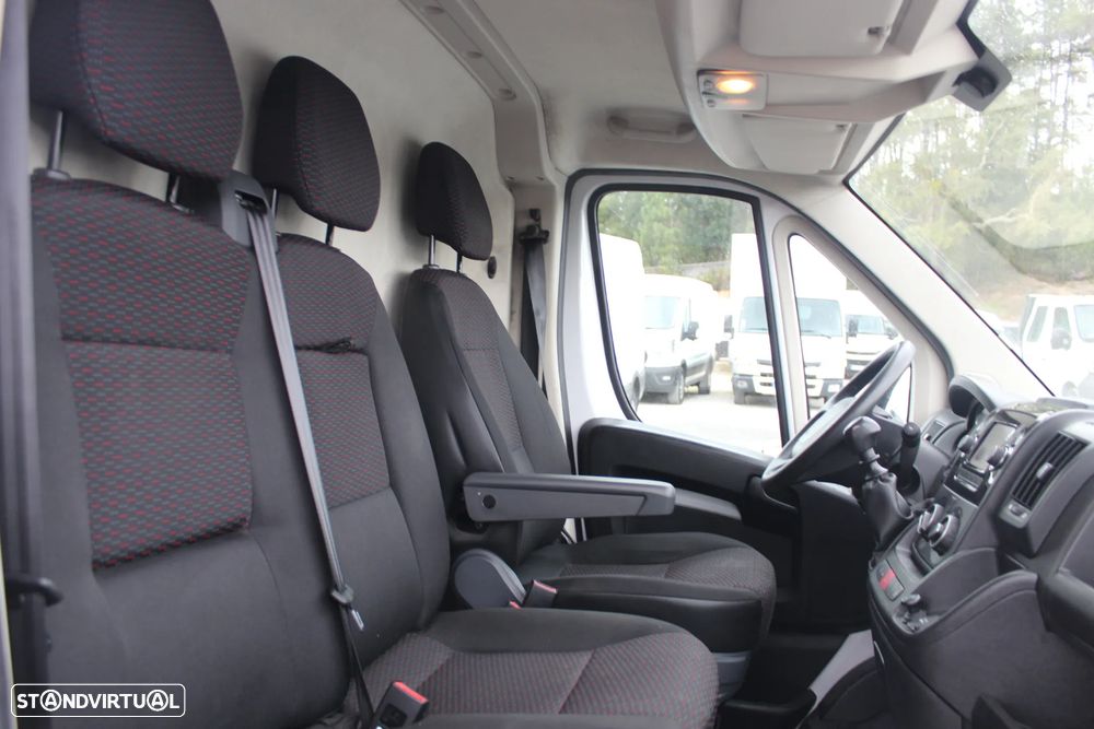 Peugeot BOXER 2.2 BlueHdi L4H3 // MAXI // 2022 - 9